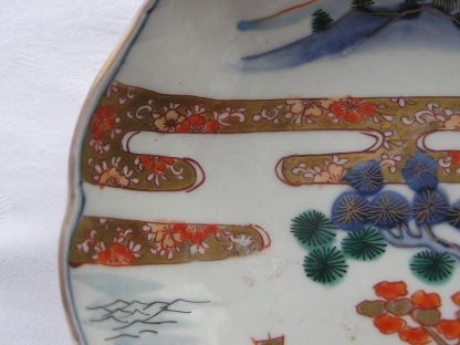 16-lobed bowl with landscape, 1830-1870 - Image 3