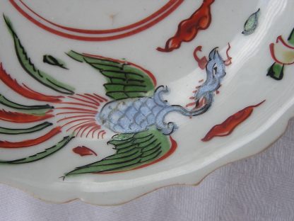 Small Imari plate with dragon and phoenix, 1690-1730 - Image 4