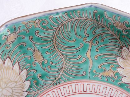 Large decagonal plate with "kirin", 1780-1820 - Image 4